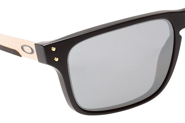 oakley holbrook mix gold